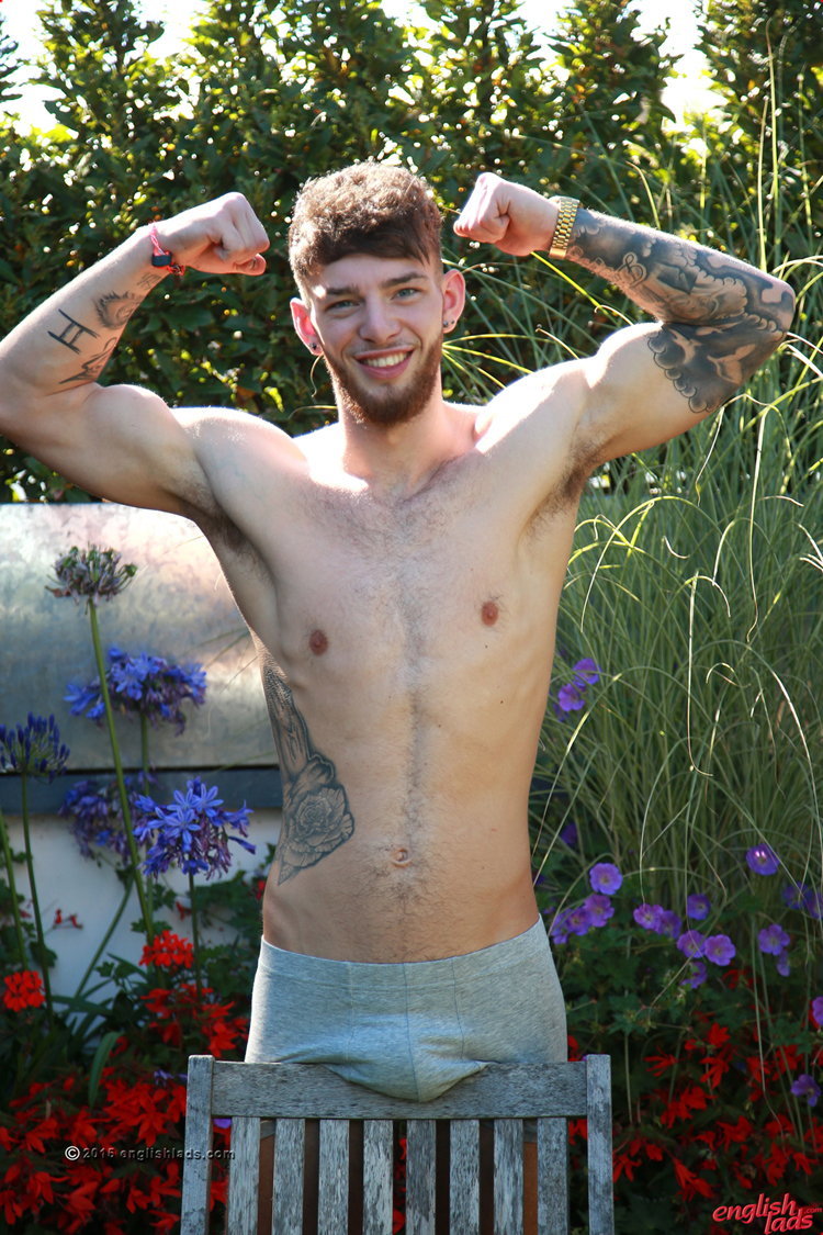 750px x 1125px - Aaron Kent Young Straight Teen Footballer Shows us his Hairy ...