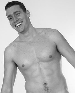 Englishlads.com: Straight Hunk Tod - Few Extras in Black and White